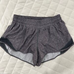 Lululemon Hotty Hot Lined Short 2.5”